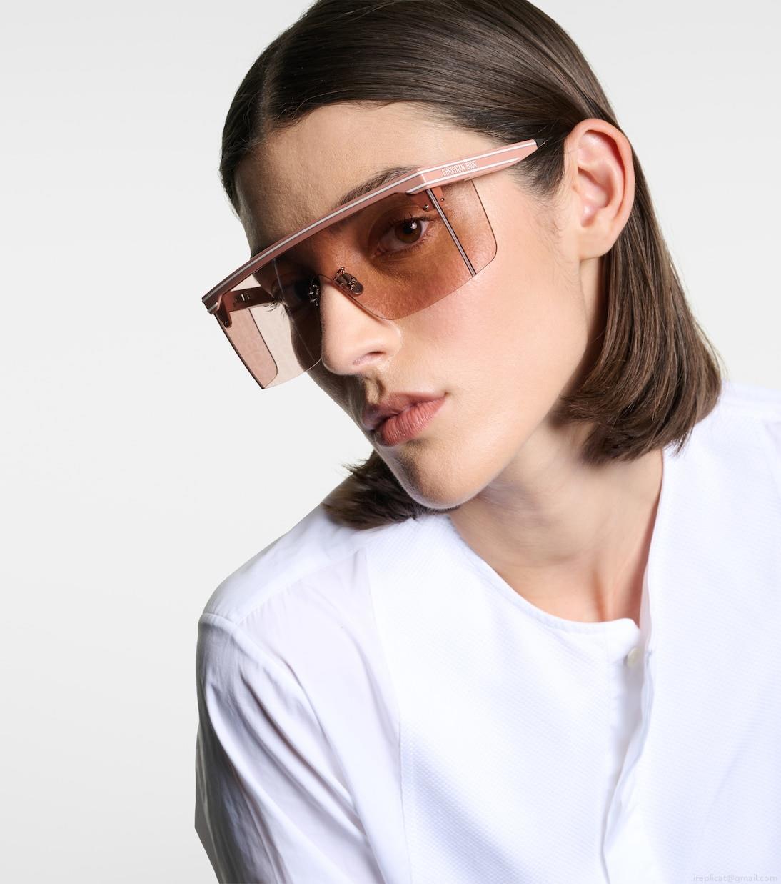 Dior EyewearDiorClub M1U flat-brow sunglasses