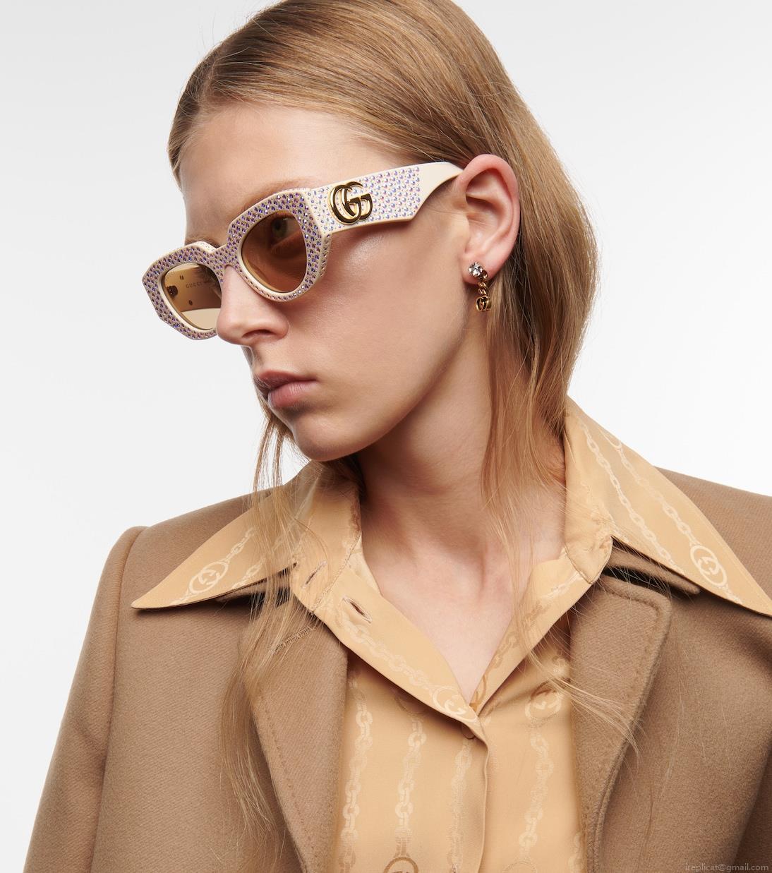 GucciEmbellished oval sunglasses